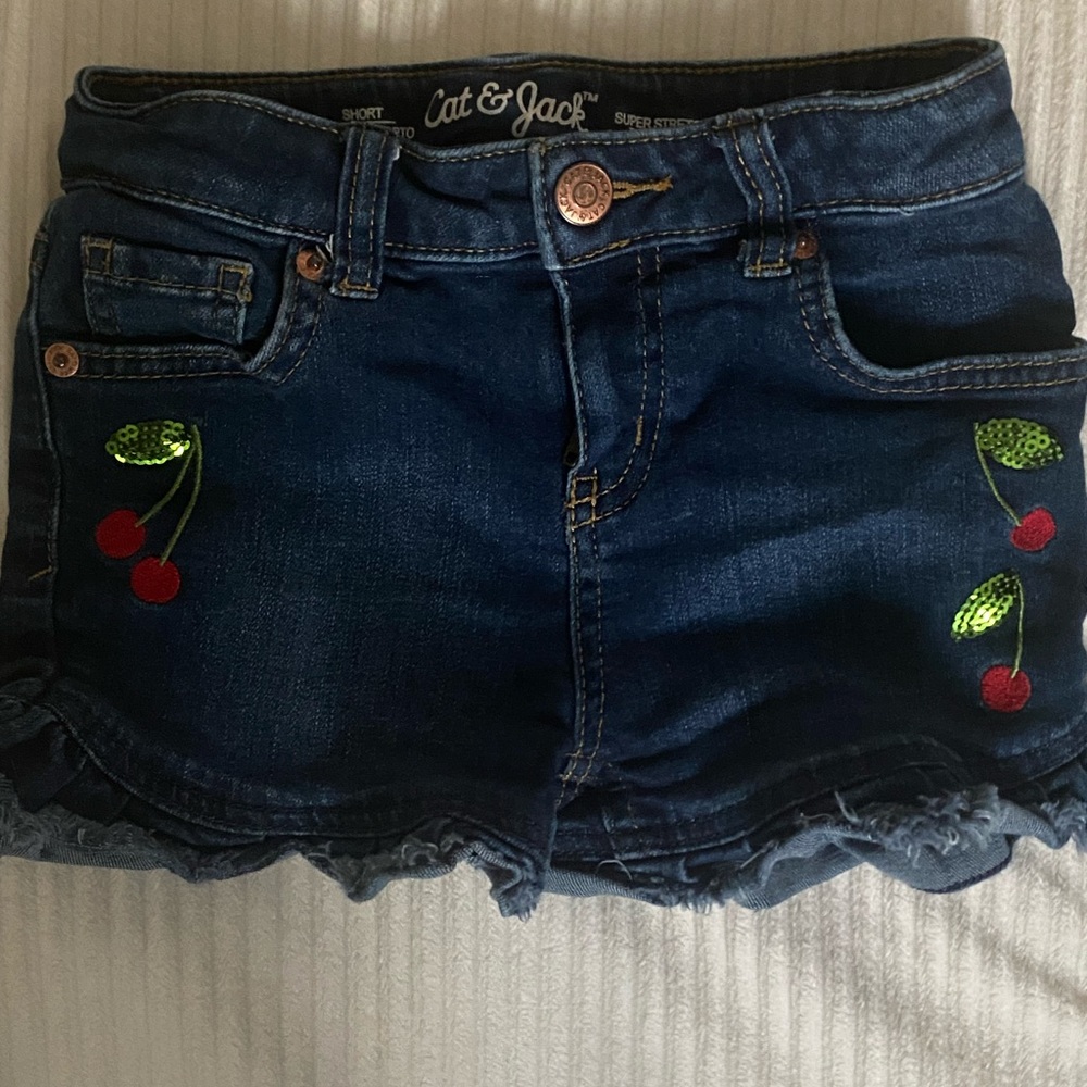 Cat & Jack girls cherry detail denim shorts🍒